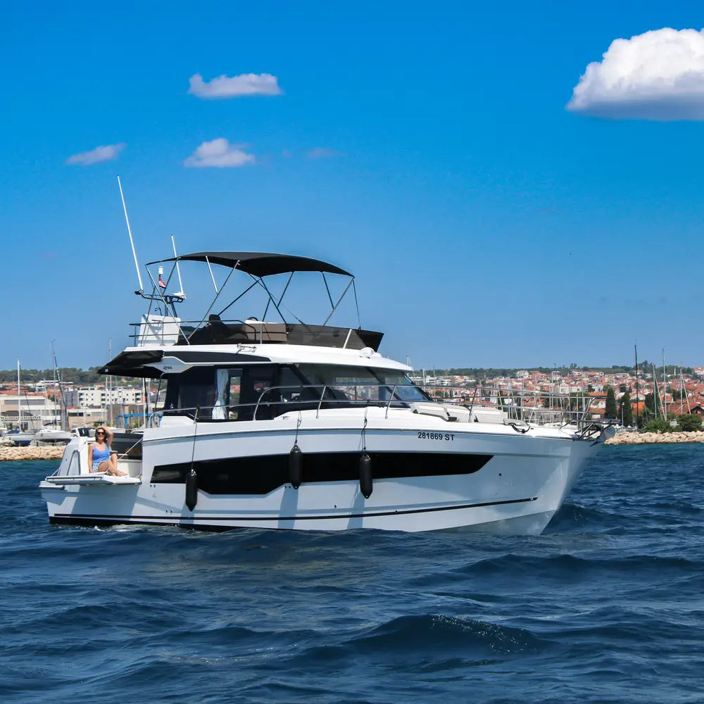 NIKA 30