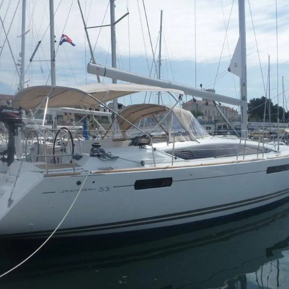 Triton 8