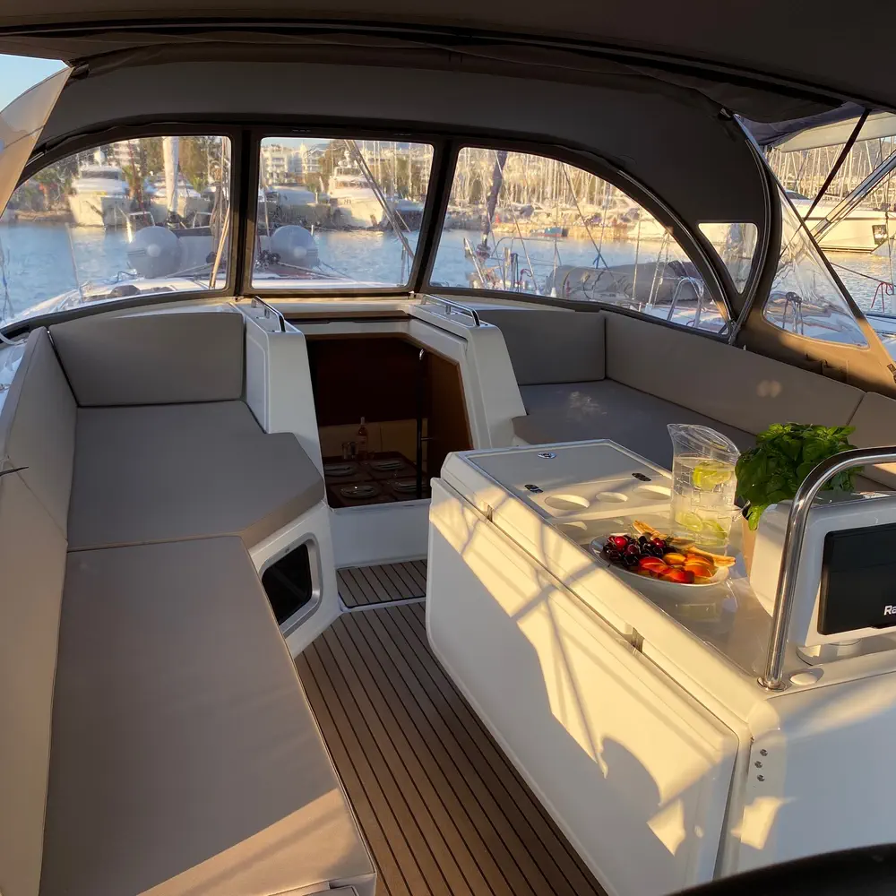 AEGEAN STAR 12