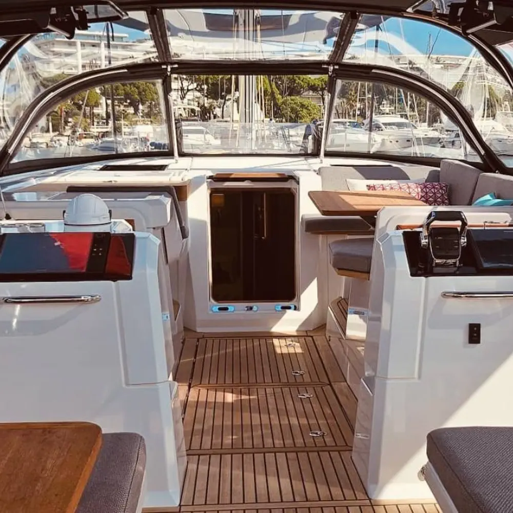 Marina 15