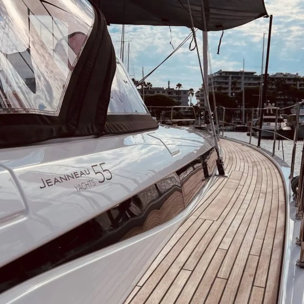 Marina 16