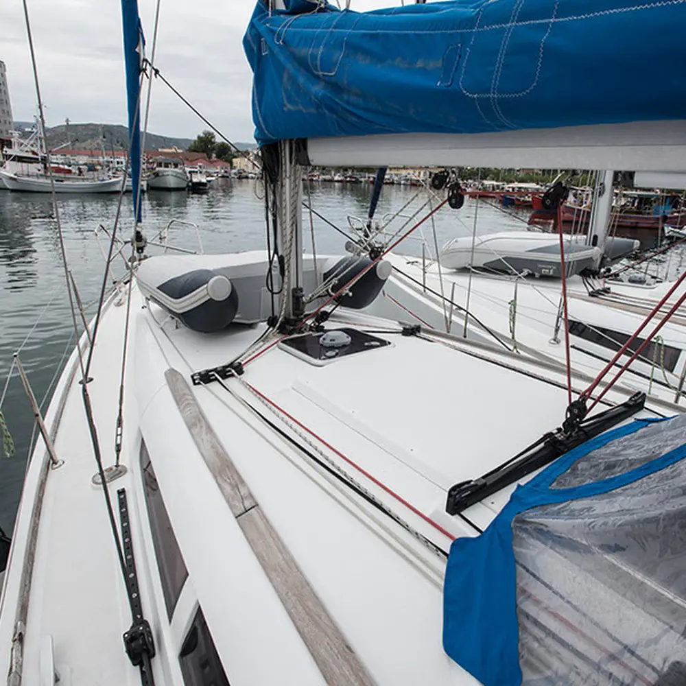 Izella 6
