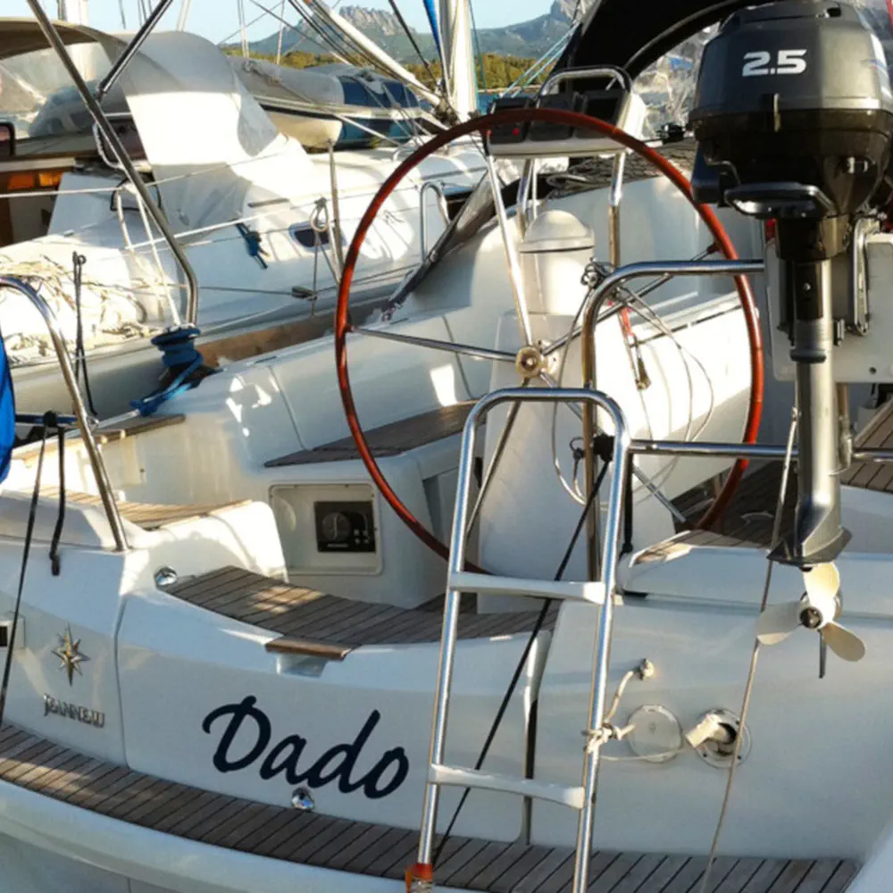 https://dsmkaagprkqin.cloudfront.net/images/jeanneau/sail-boat/sun-odyssey-36i/1631637540000103357-1746992520555181848-dado-1000x1000.webp