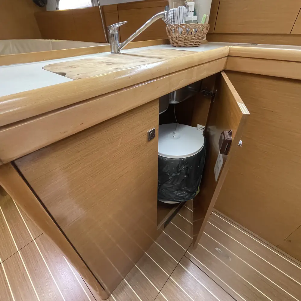 Agatha  46