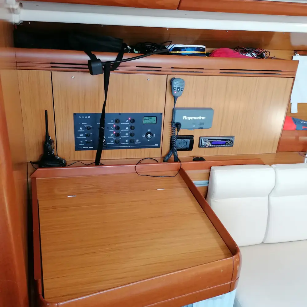 Xenia 6