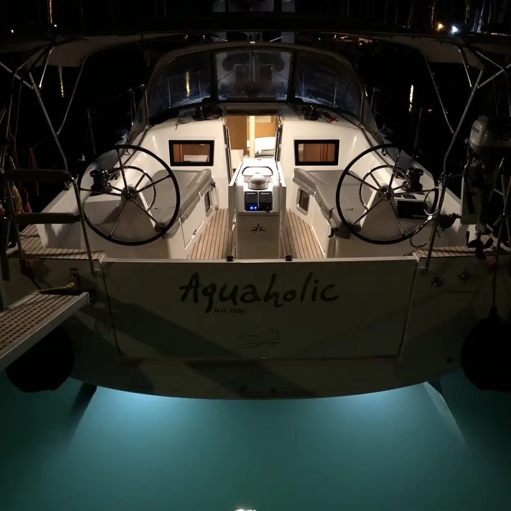 Aquaholic 9