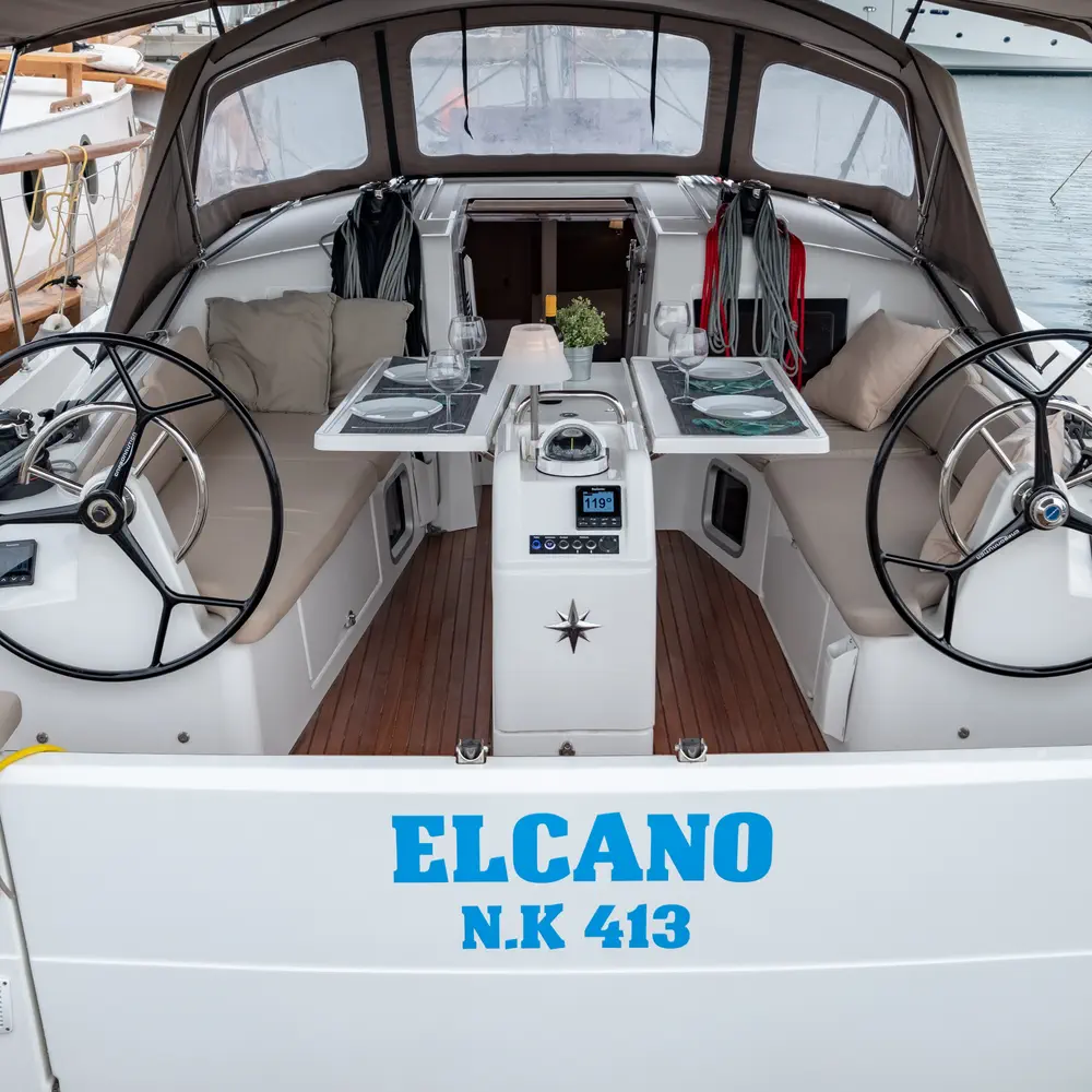 Elcano 52