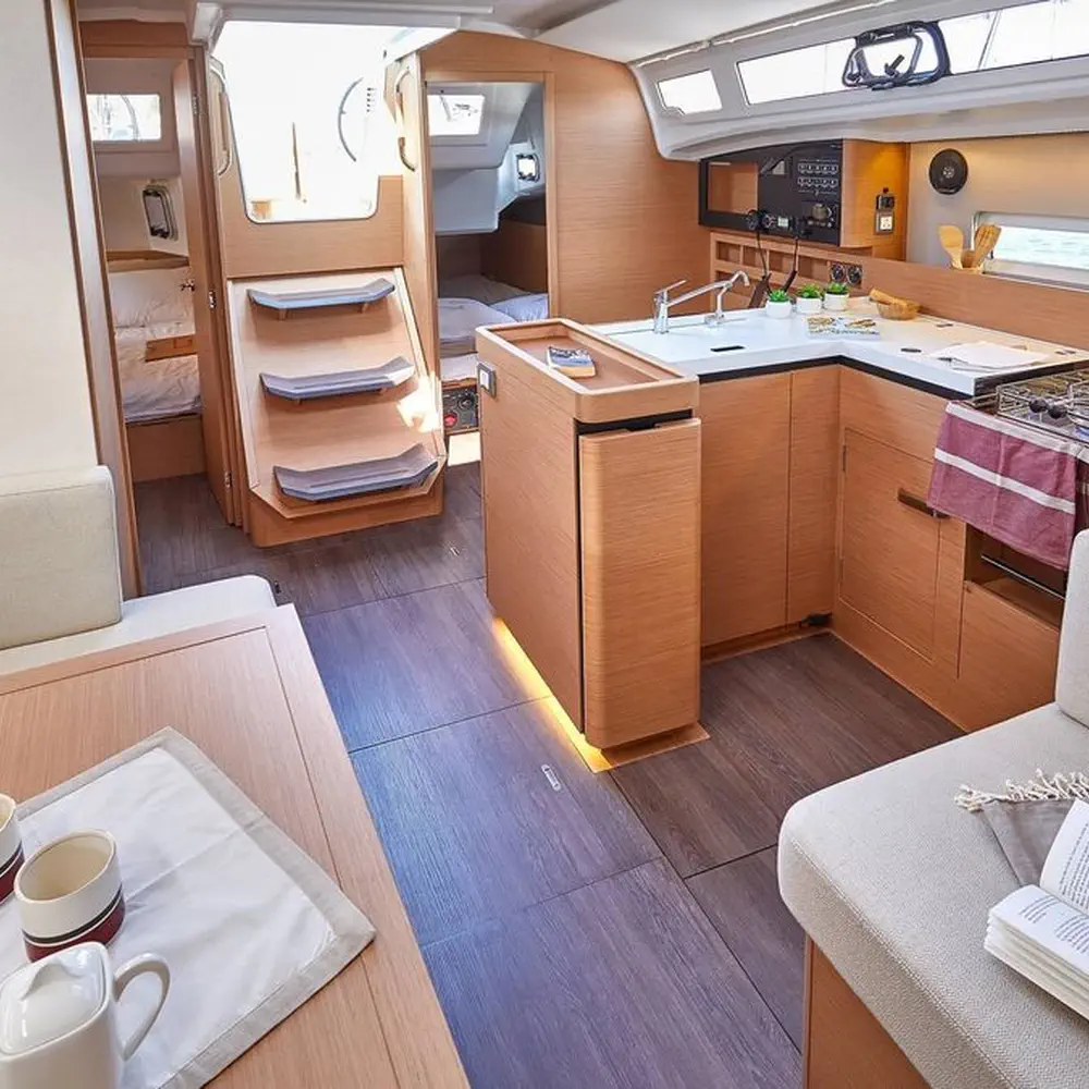 Sunsail 410 Premium 2