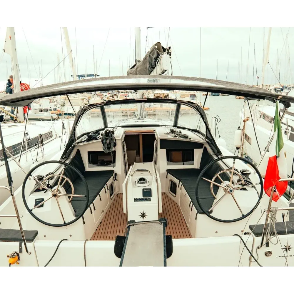 Main image of sail boat, Sun Odyssey 410 Colibrì