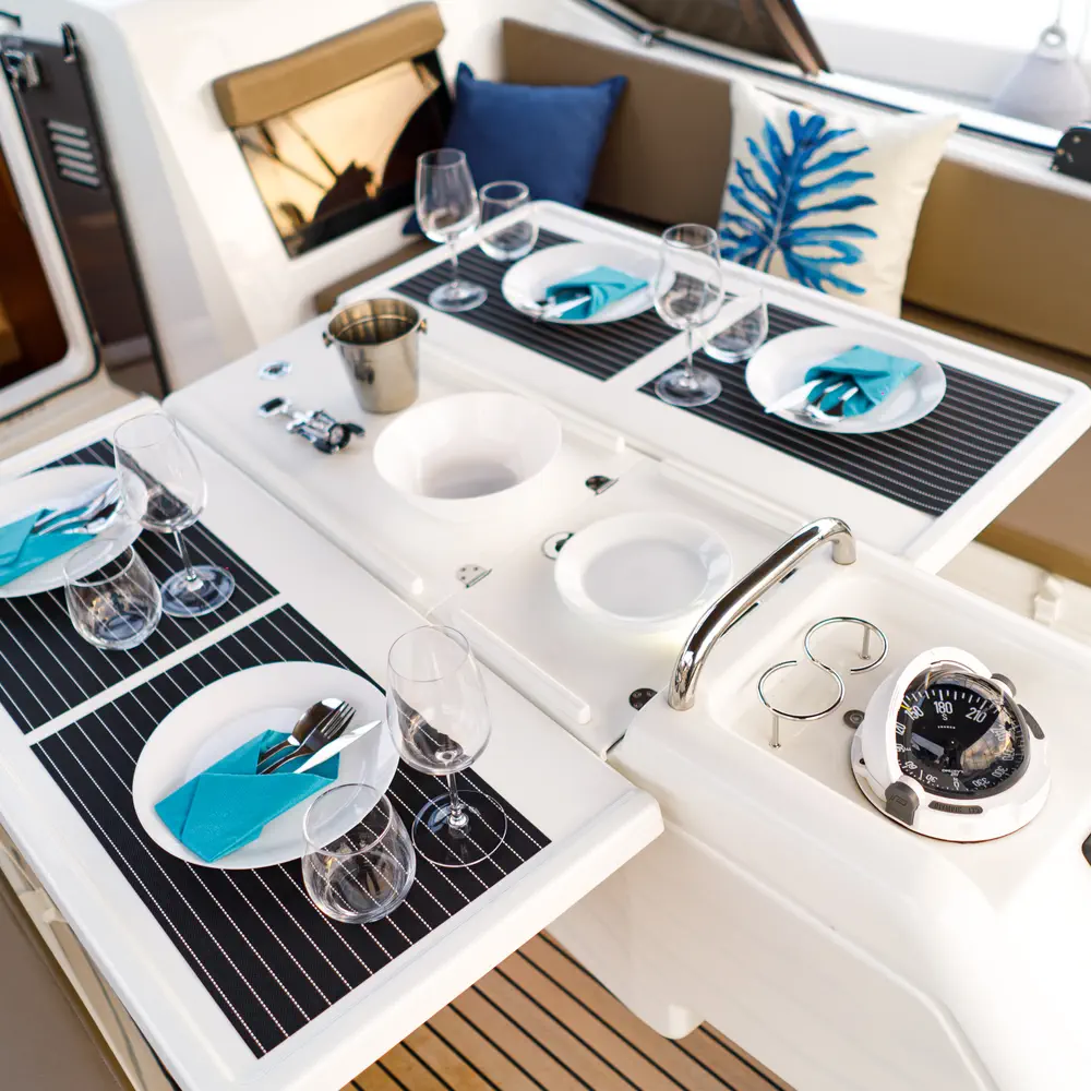 Aquamarine 18