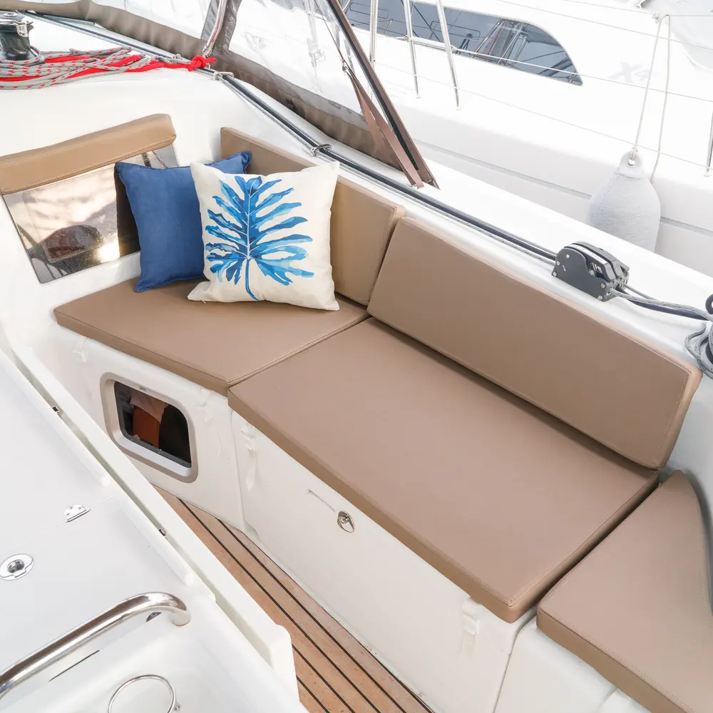Aquamarine 34