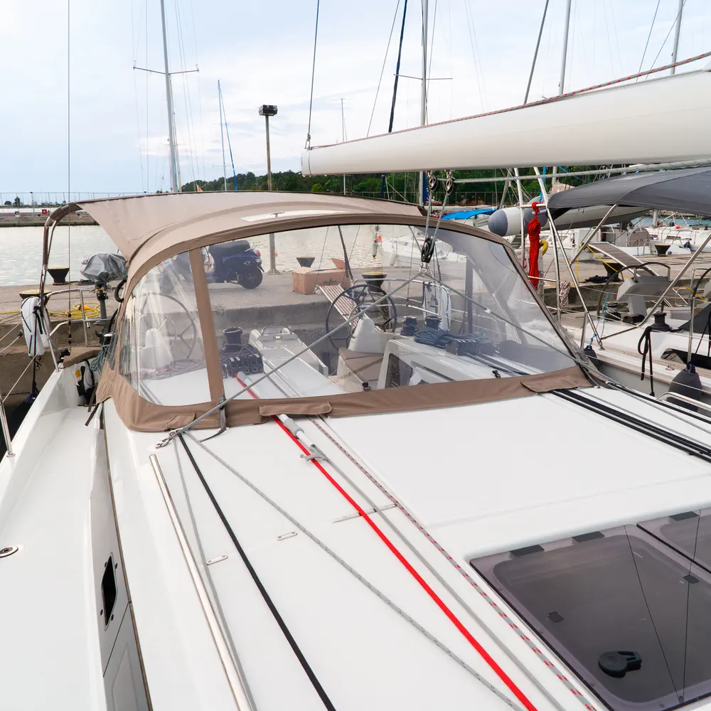 Aquamarine 39