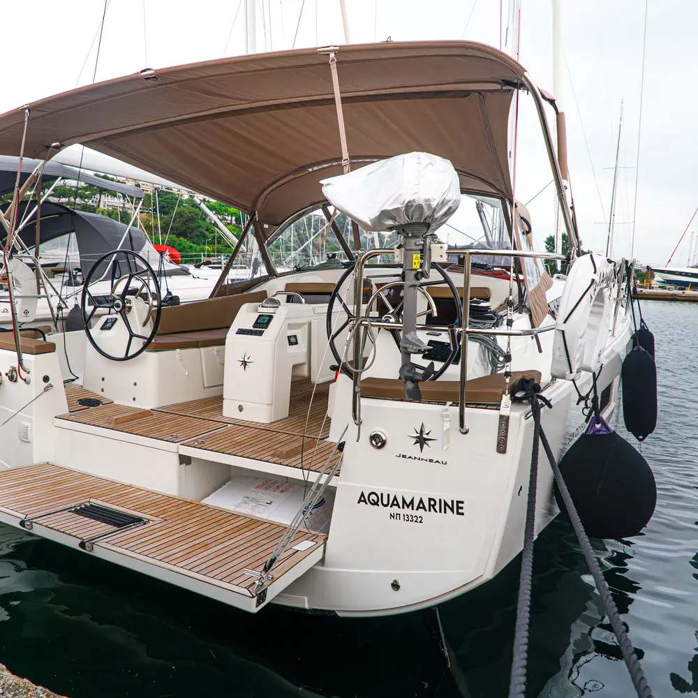 Aquamarine 66