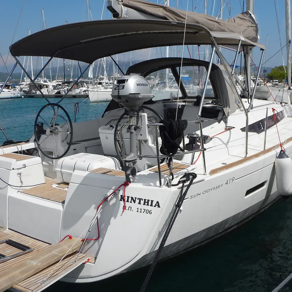 Kinthia 10