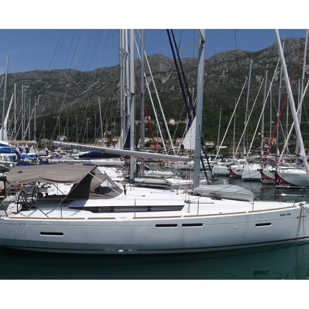 Main image of sail boat, Sun Odyssey 419 Euros