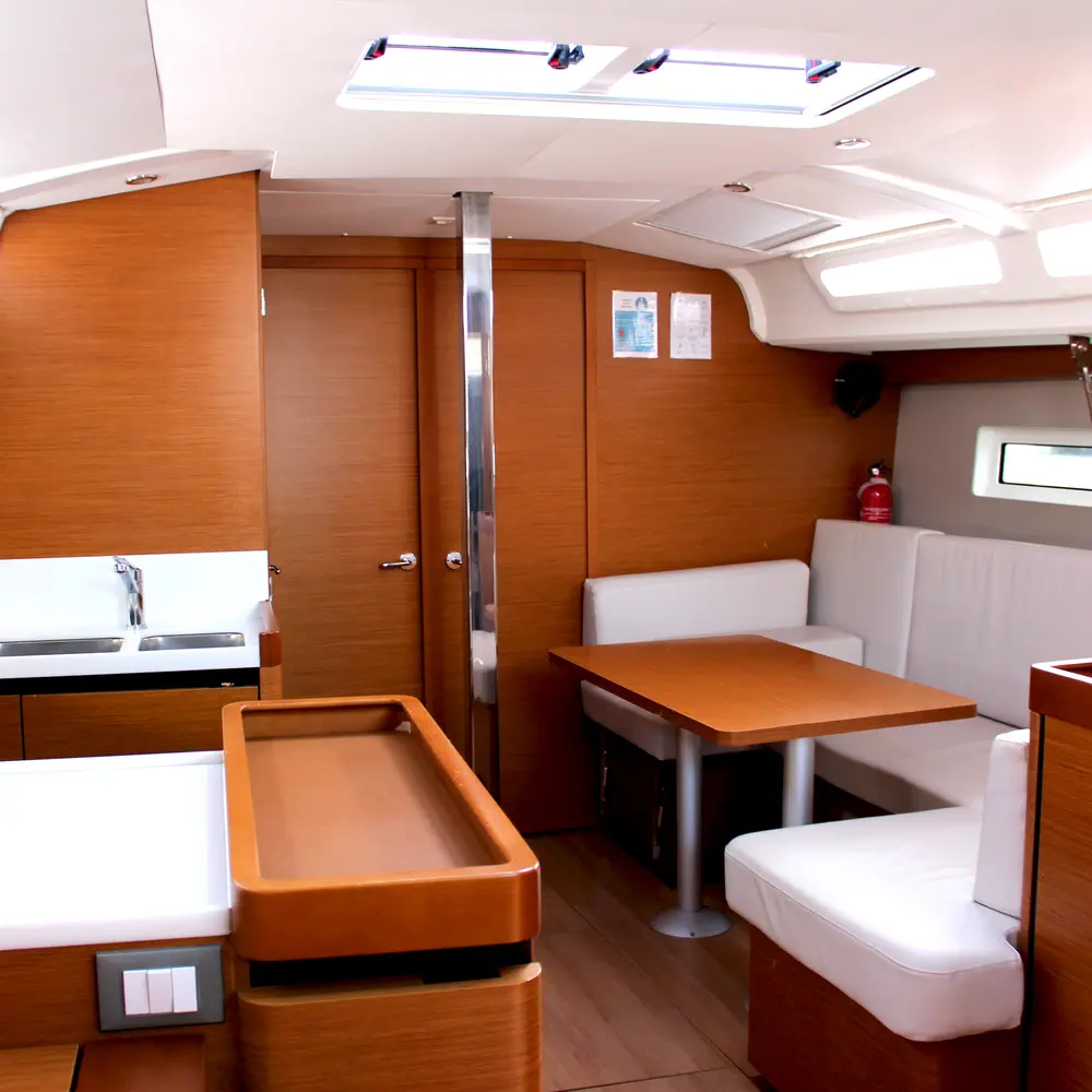 Sunsail 44 SO Classic 10