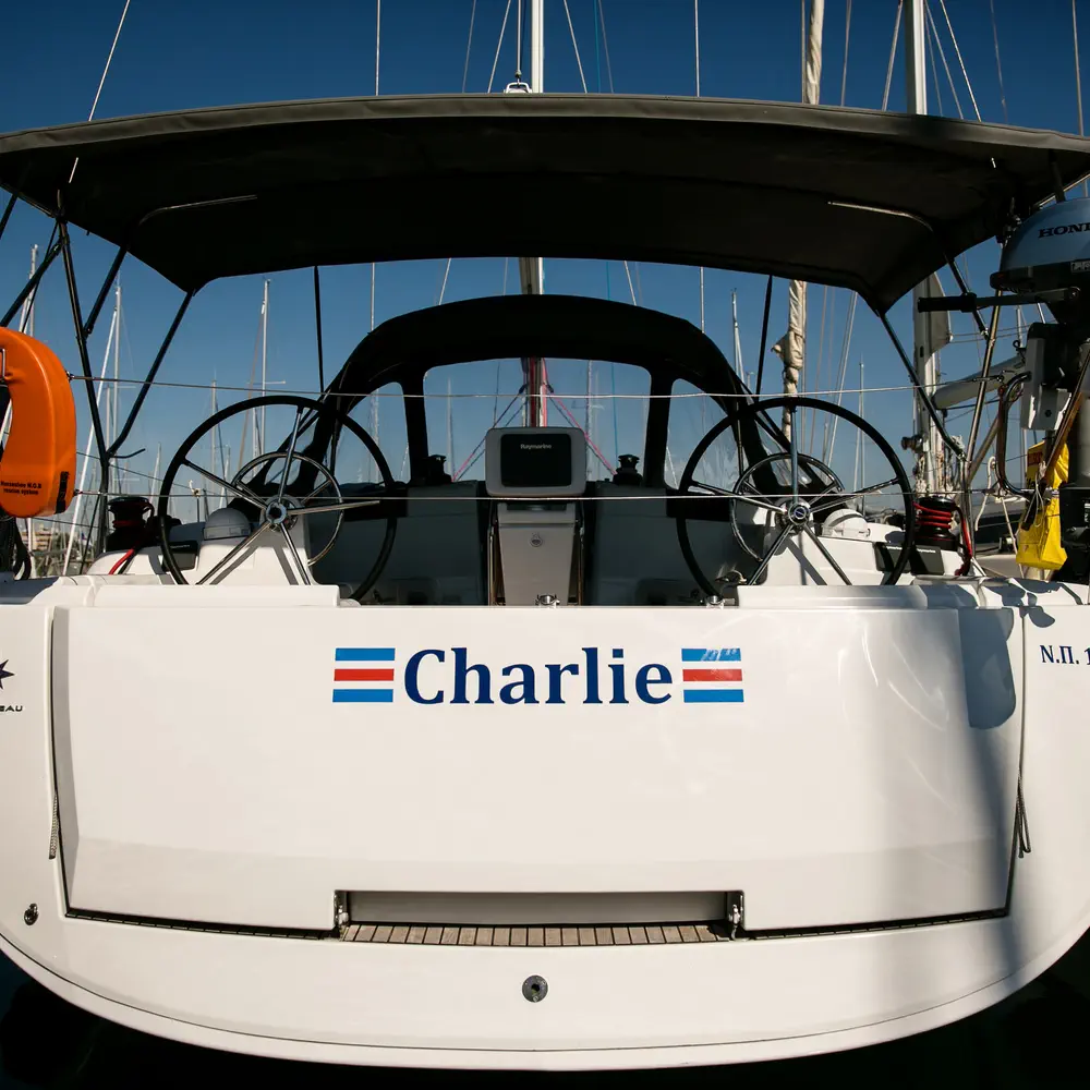 Charlie 6