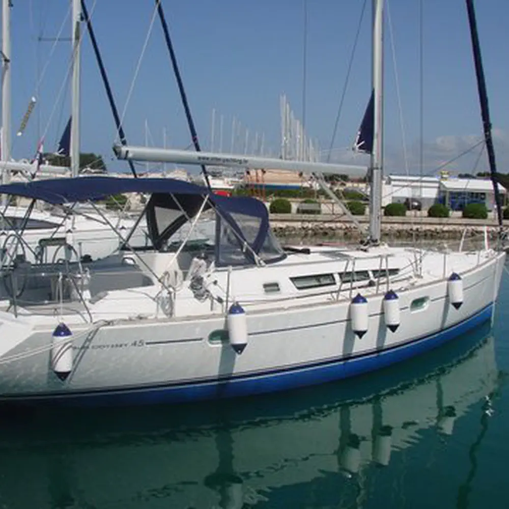 Adriana 10