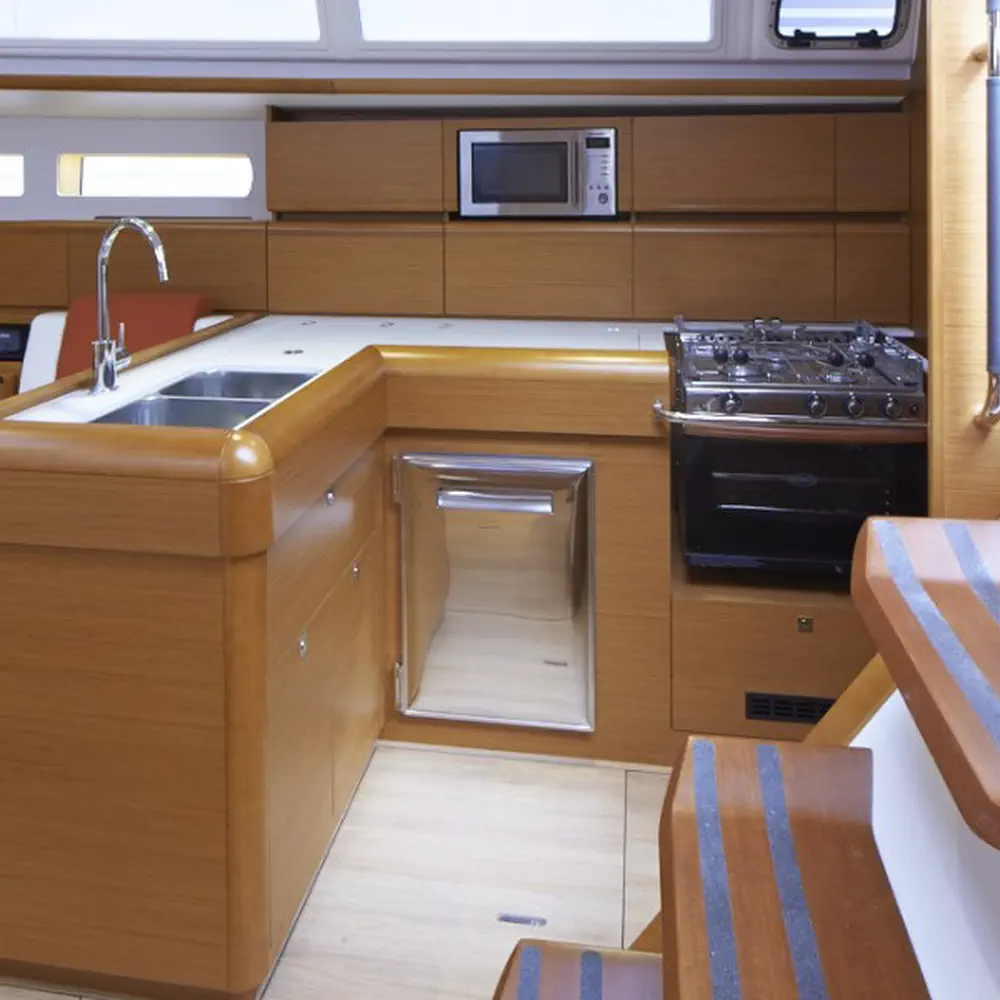 Sunsail 47 Classic 4