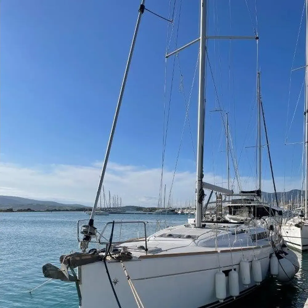 https://dsmkaagprkqin.cloudfront.net/images/jeanneau/sail-boat/sun-odyssey-469/3827981395104963-1746633423443667674-electra-1000x1000.webp