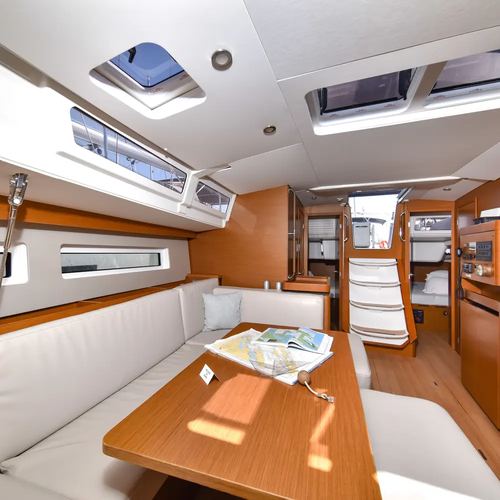Swannabe 25