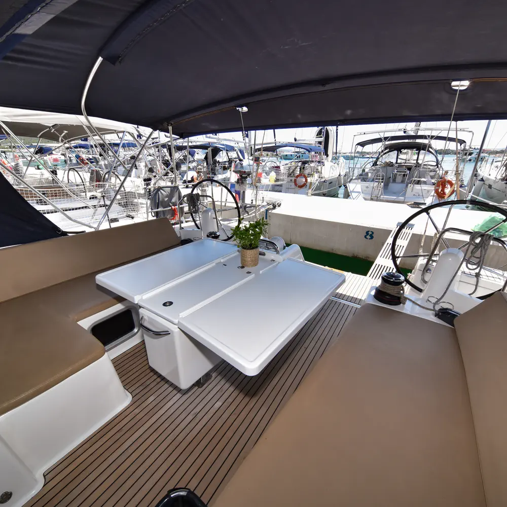 Swannabe 58