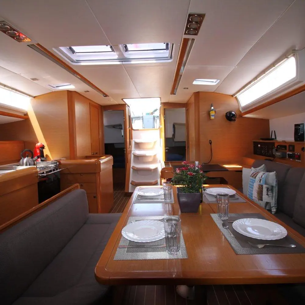 King of hearts - (A/C - Generator - Refit 2022) 7