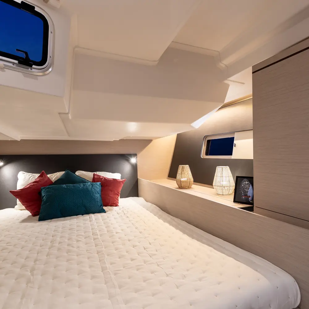 Moorings 52.4 Exclusive 11
