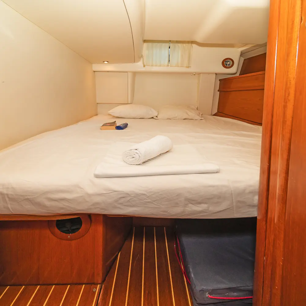 Veni  (ONLY SKIPPERED)  17
