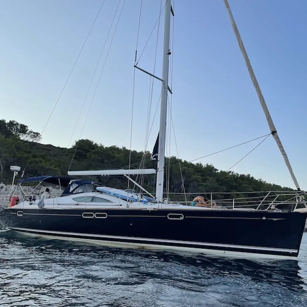 Olivia Adriatica - Enthusiast Owned Yacht 7