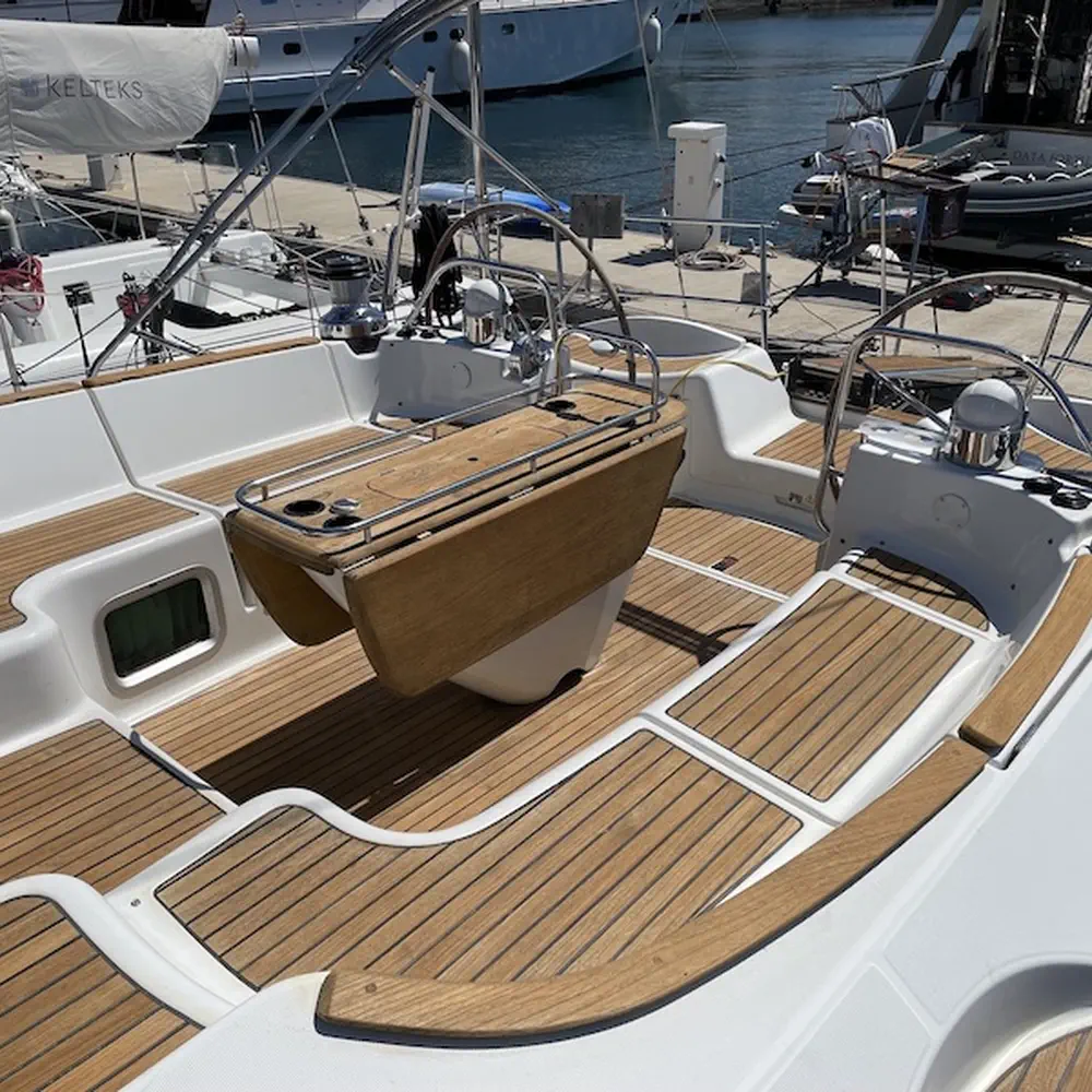 Olivia Adriatica - Enthusiast Owned Yacht 10