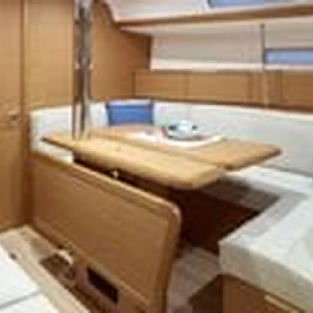 Sunsail 38 Classic 5
