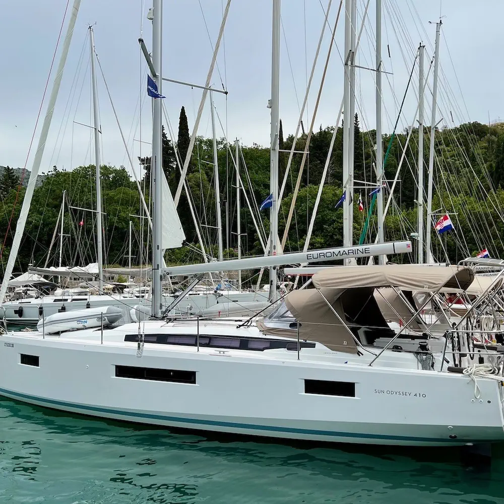 Main image of sail boat, Sun Odyssey 410 Thalia