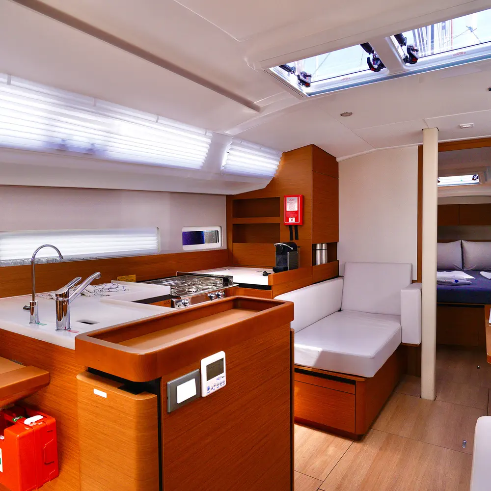 Sail Me 13