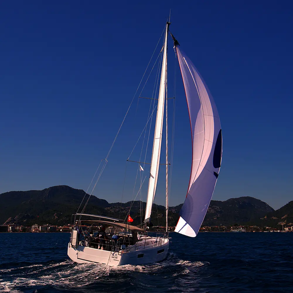 Sail Me 10