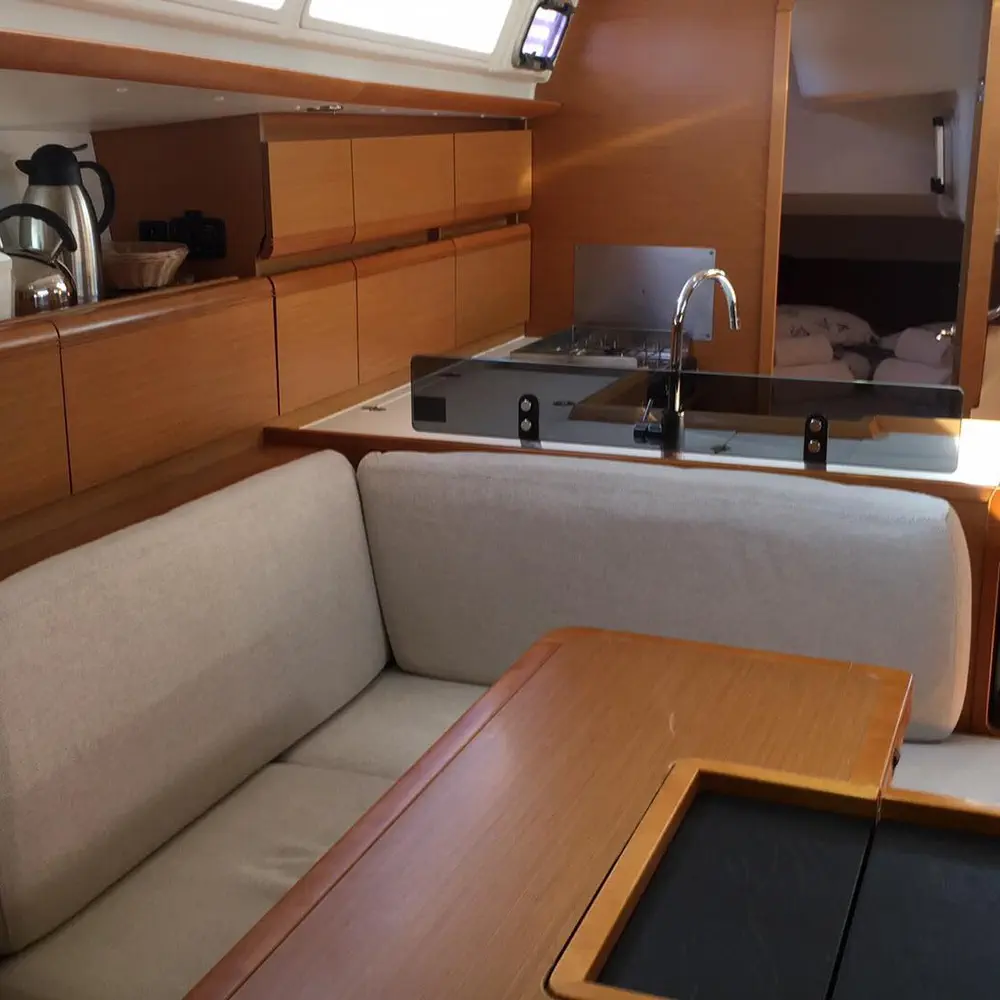 Kontiki 8