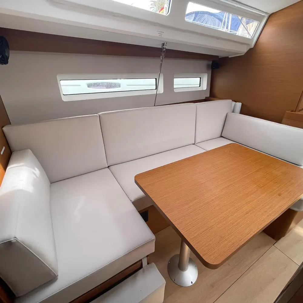 Alboran Amaretto 26