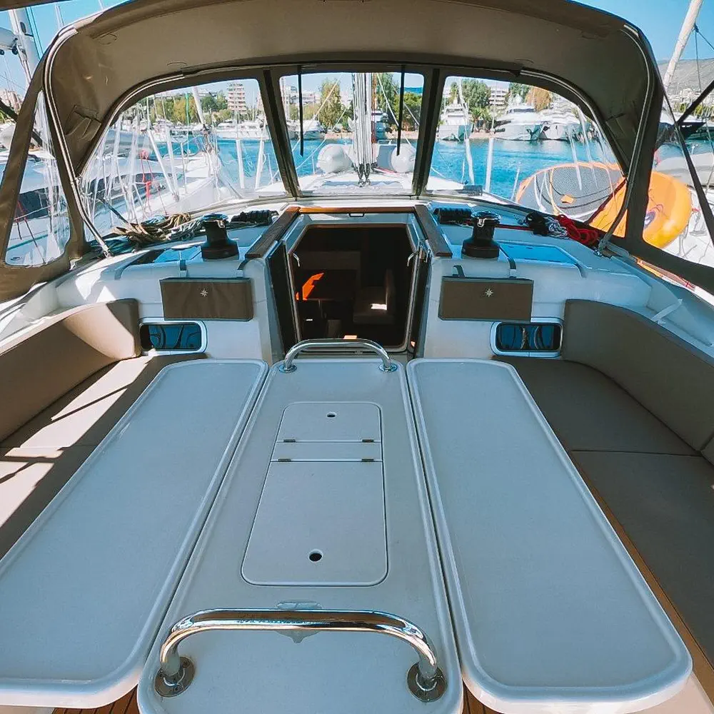 Mayflower 32