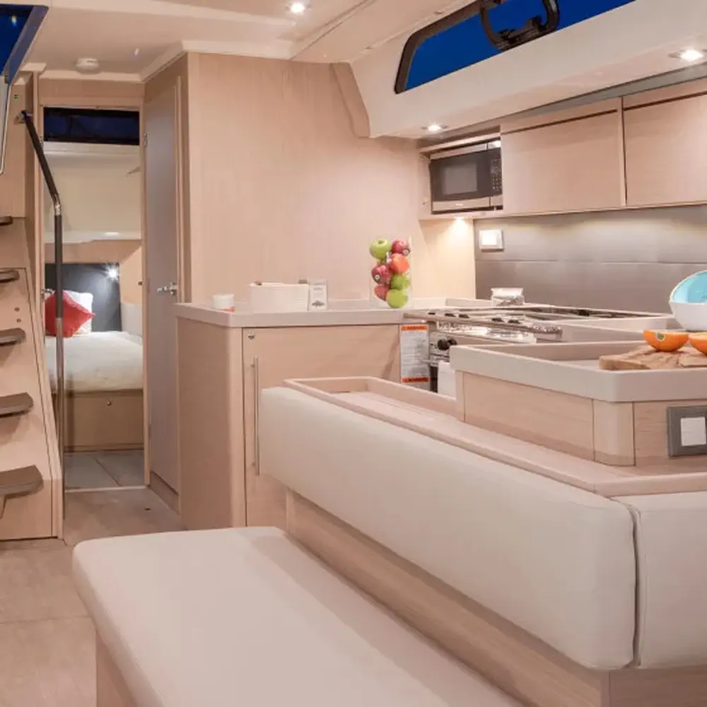 Moorings 52.4 Exclusive 12
