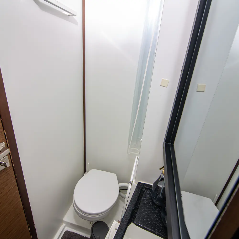 Sol Invictus VIP-equipped 7