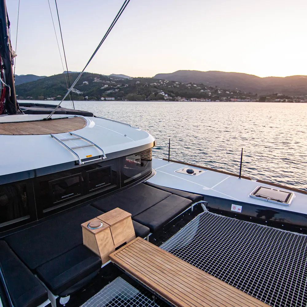 Sol Invictus VIP-equipped 19