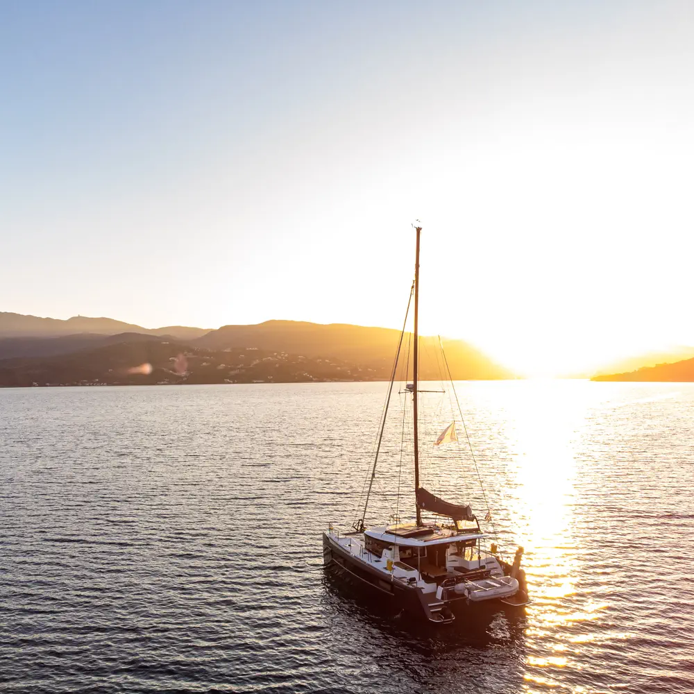 Sol Invictus VIP-equipped 39