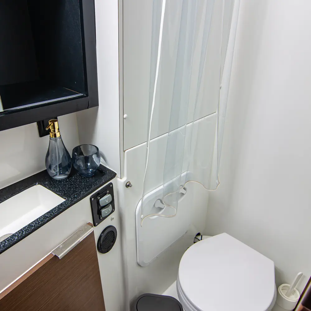 Sol Invictus VIP-equipped 41
