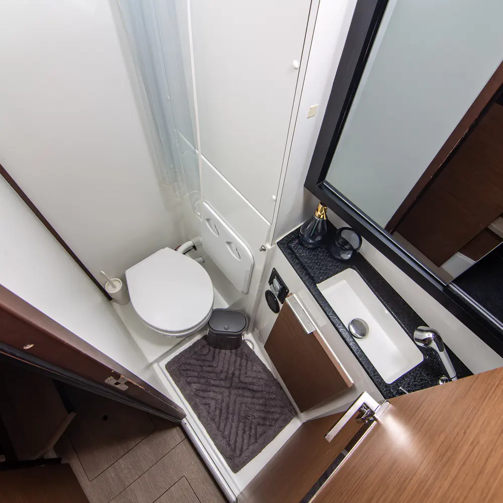 Sol Invictus VIP-equipped 51