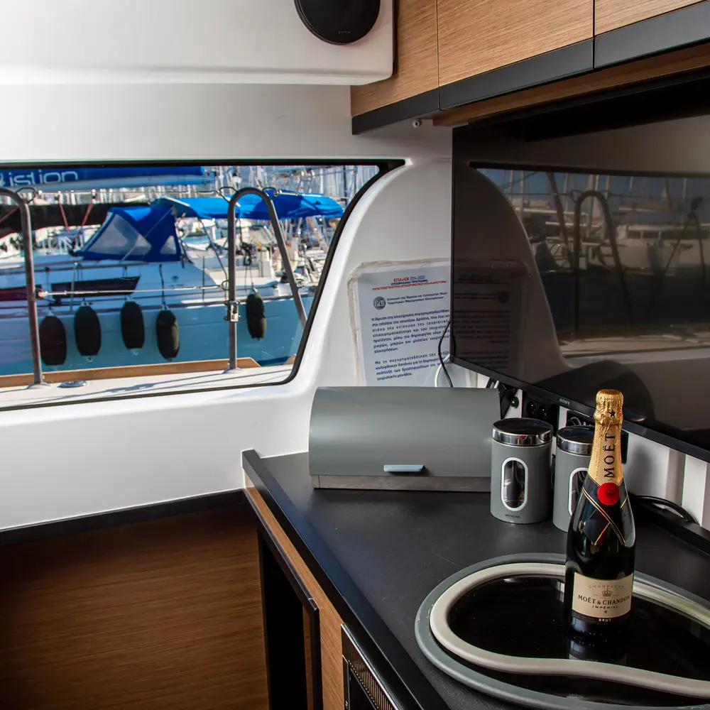 Sol Invictus VIP-equipped 64