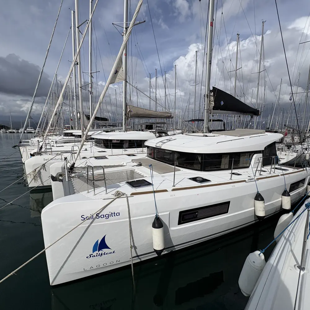 Sail Sagitta 5