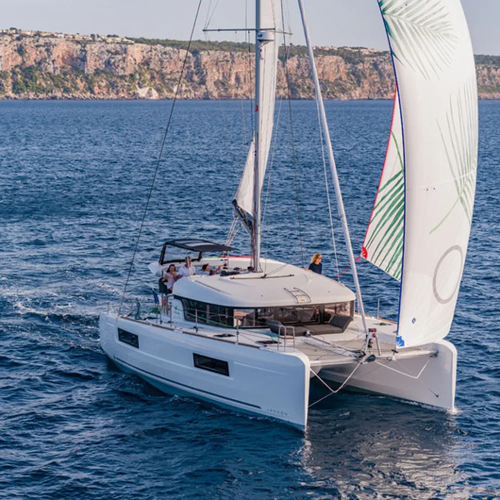 MONARCH 2020 (air condition, generator) 10