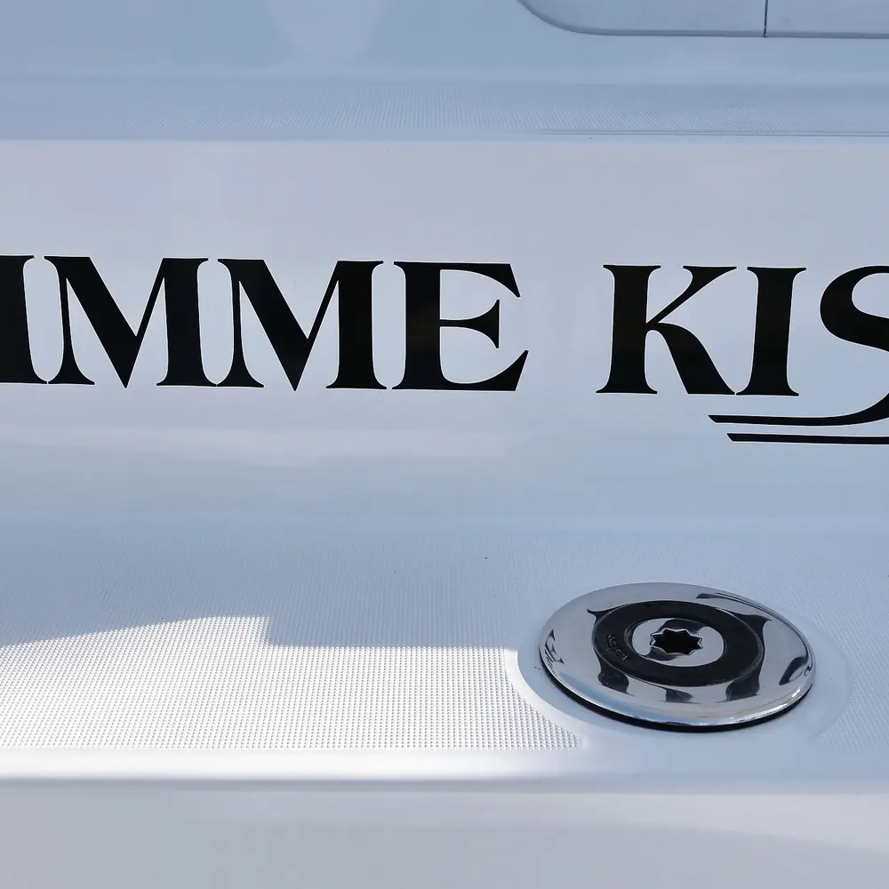 GIMME KISS 38