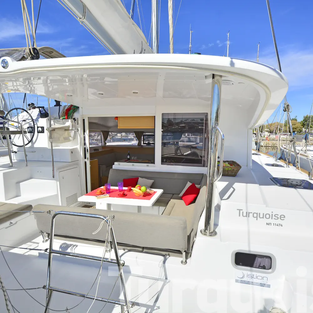 Turquoise 12