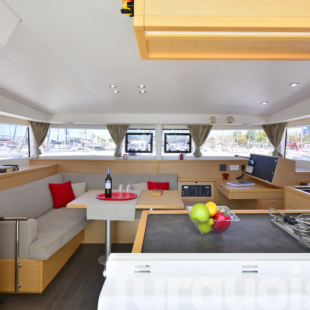 Turquoise 37